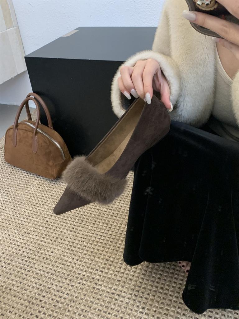 thick heel black pointed single shoes shoes 2026 gentle evening shoes with skirt fluffy shoes