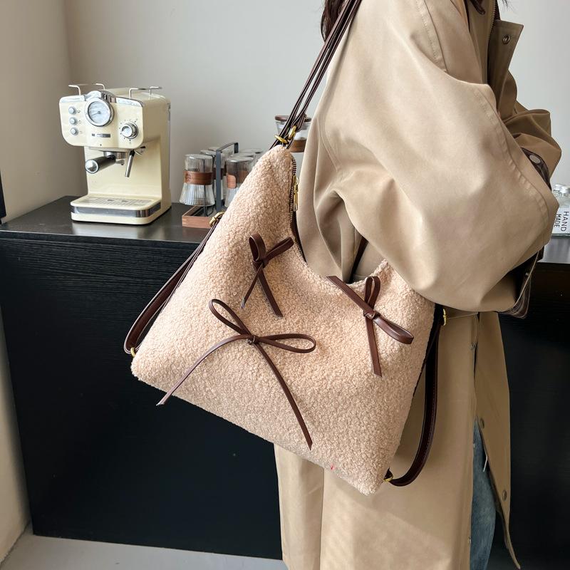 

Винтажная шерстяная сумка с леопардовым принтом женская на плечо мессенджер для поездок на работу большая вместимость регулируемая студенческая 30*13*30