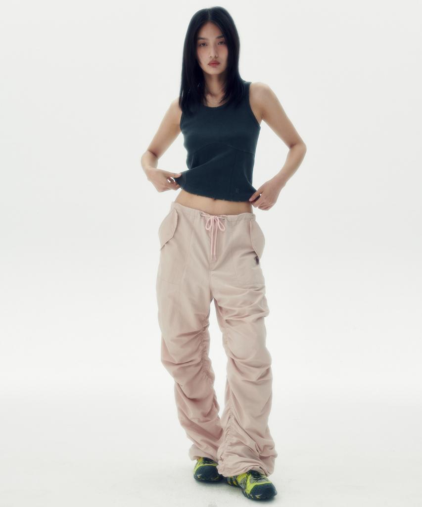 Leoninghai Shirred Nylon Parachute Pants [Pink]