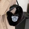 Plush bag high value plush 2025 autumn new handbag bag trend niche fashion messenger small bag