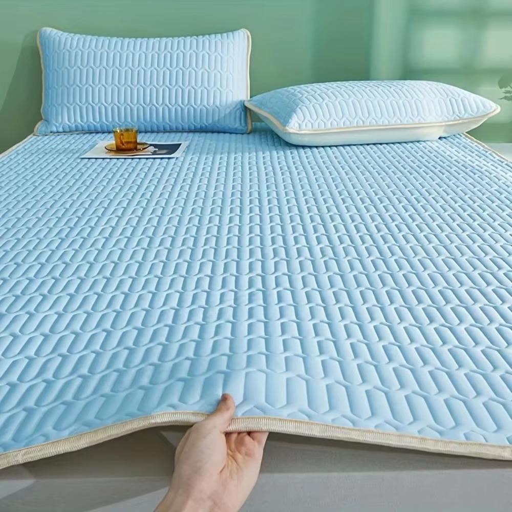 Quilted Bed Sheet Cooling Pad Anti-wrinkle Summer Sleeping Mat Durable Bedspread Summer