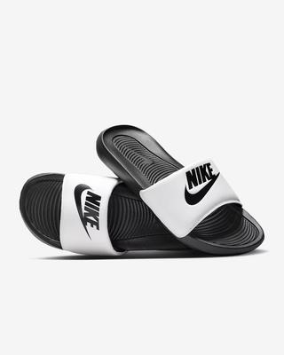 CN9675-005 Victori One Slide Black White (Men's)