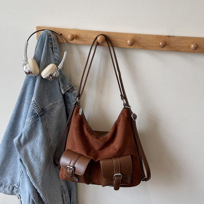 

Сумка большой вместимости женская осенняя новая локомотивная многокарманная одноплечевая кроссбоди сумка-тоут двойная плечевая задняя рюкзак