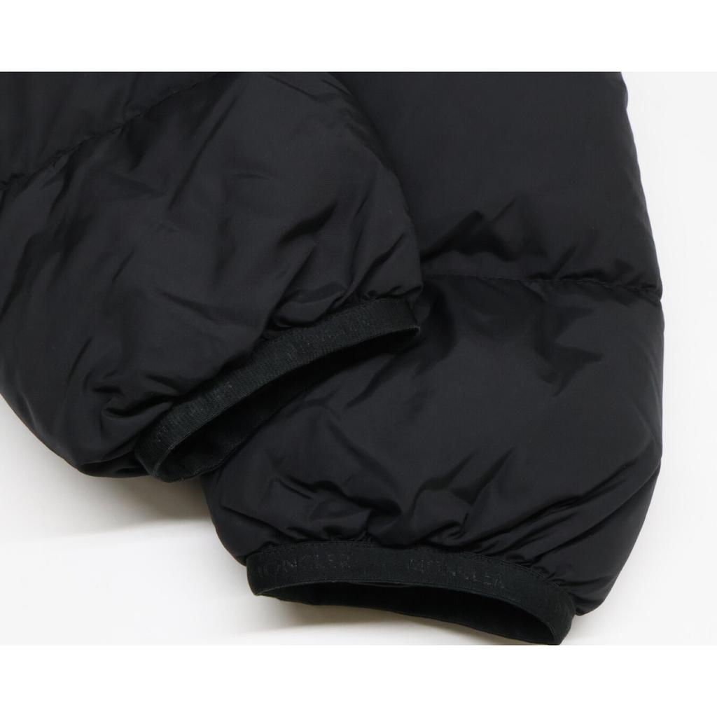 Moncler MONTCLA GIUBBOTTO Wewnętrzne logo haftowane linia bluza z kapturem kurtka puchowa 0 czarnyUżywany