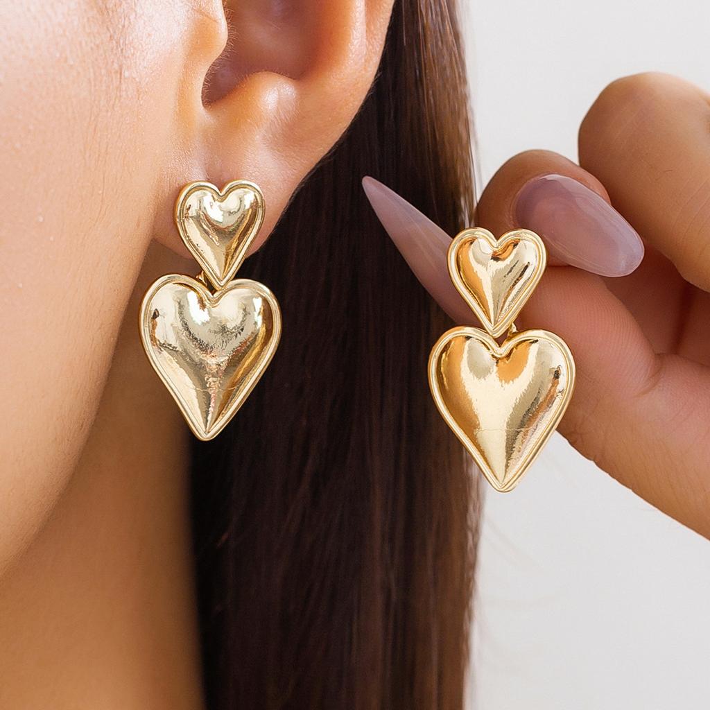 Wind Liquid Love-Shaped Fringed Stud Earrings Female, Creative Splicing Lava Earrings Ear Jewelry