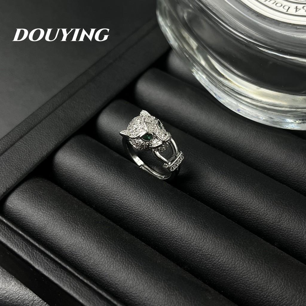 Stylish And Trendy Animalthemed Ring With Silver Leopard Head Perfect For Women Fashionforward