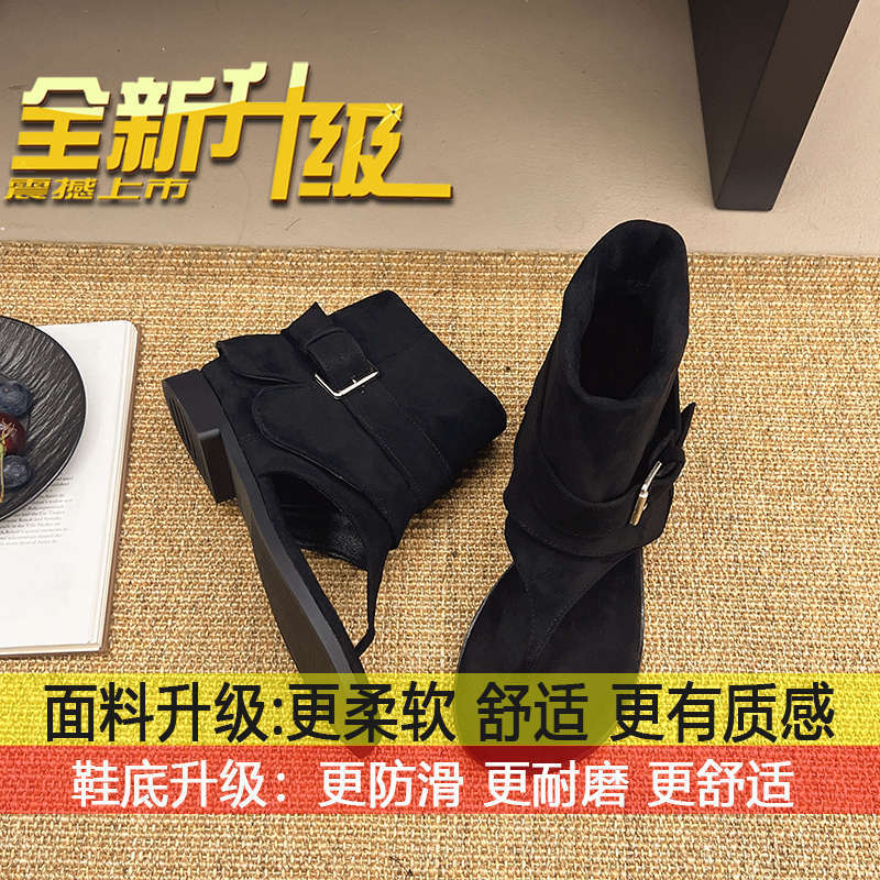 

Flat-bottomed cool boots, sleeves, trousers, short boots, flat-bottomed flip-flops, women s new French toe sandals for summer 2025 35