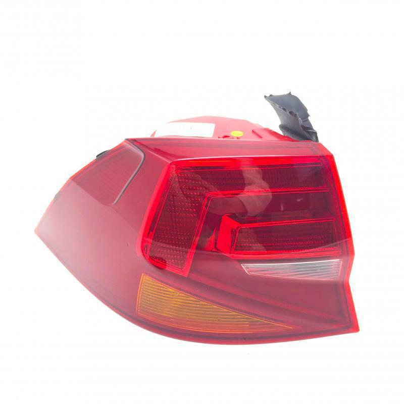 

Compatible Volkswagen Bora 2016-2017 Rear Taillight Assembly with Turn Signal Premium inner light, passenger side right
