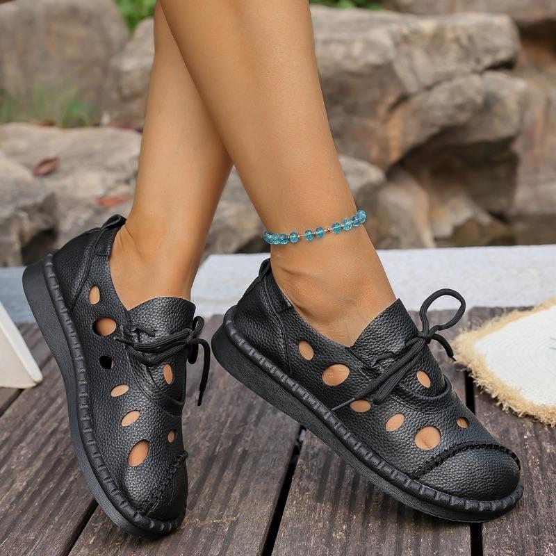 Modne Płaskie Proste Sandały Skórzane z Paskami Oddychające i Wygodne dla Kobiet 2025 Lato Nowość