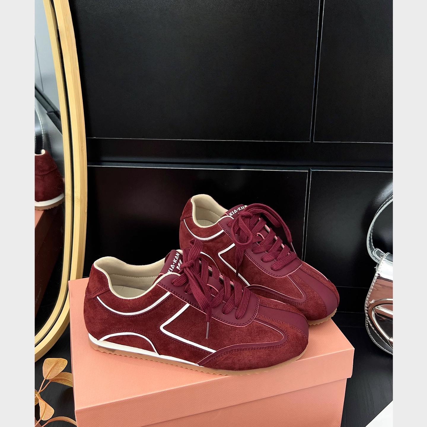 

Retro inner height increase flat bottom women s new versatile comfortable round head lace-up casual 35