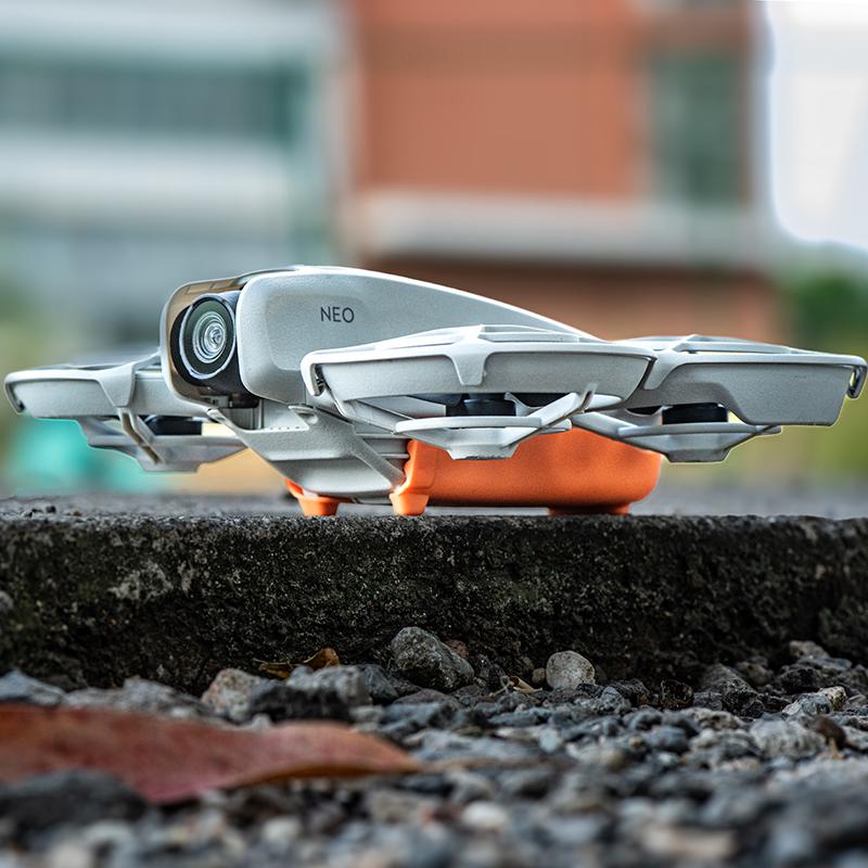 Obudowa ochronna na akumulator DJI Neo Odporność na upadki Rozpraszanie ciepła do dronów DJI Neo Podwyższony statyw Akcesoria