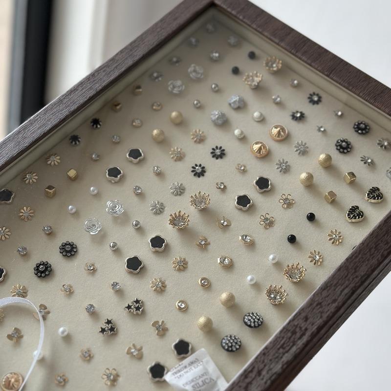 Stud Earrings Display Box, Jewelry Box, Large-capacity Display Rack, New Wide Ring, Earphone, 100-position Box Hole Storage.