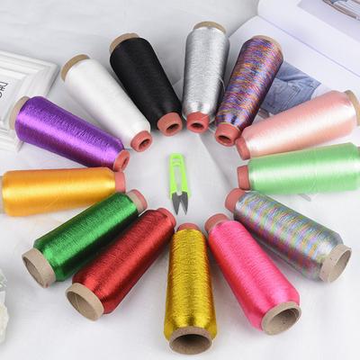 1 rolová vyšívacia niť s kovovým leskom DIY polyester Široká aplikácia krížovým stehom Cievka na šitie pre domácnosť