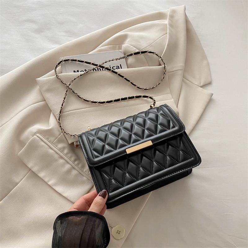 Fashionable Minimalist One Shoulder Bag Chic Retro Small Square Crossbody Purse For Everyday Use