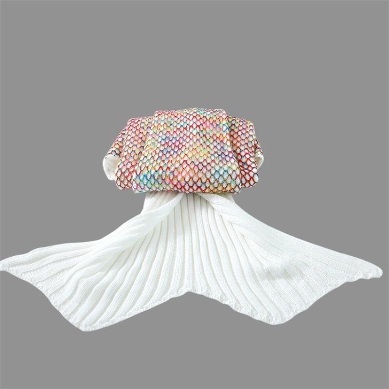 Modern Striped Fish Scale Sleeping Blanket Mermaid Tail Sleeping Bag Knitted Blanket Leisure Office Nap Air Conditioning Blanket Sofa Bed Towel