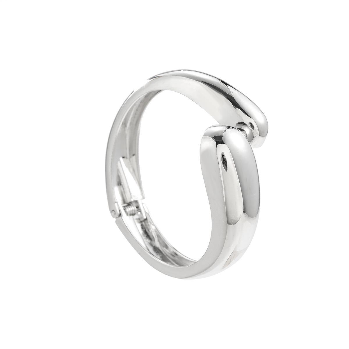 

Изысканный женский массивный браслет из сплава - Высококлассный, глянцевый, дизайн открытой манжеты серебряный