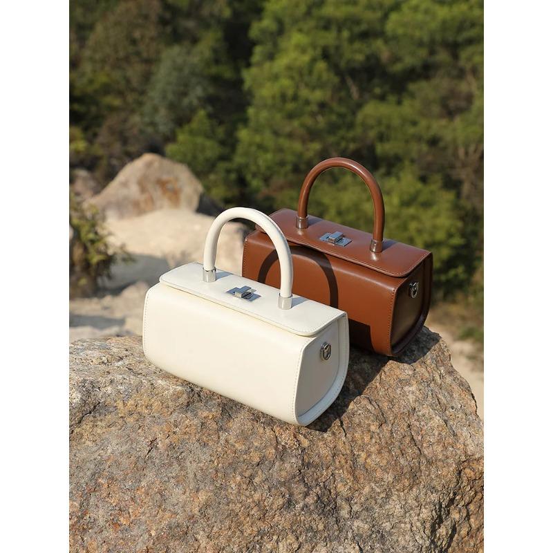 Echte Leder Damen Handtasche Luxus Design Rindsleder Umhängetasche Für Damen 2026 Fashi Pendler Crossbody Kleine Quadratische Tasche