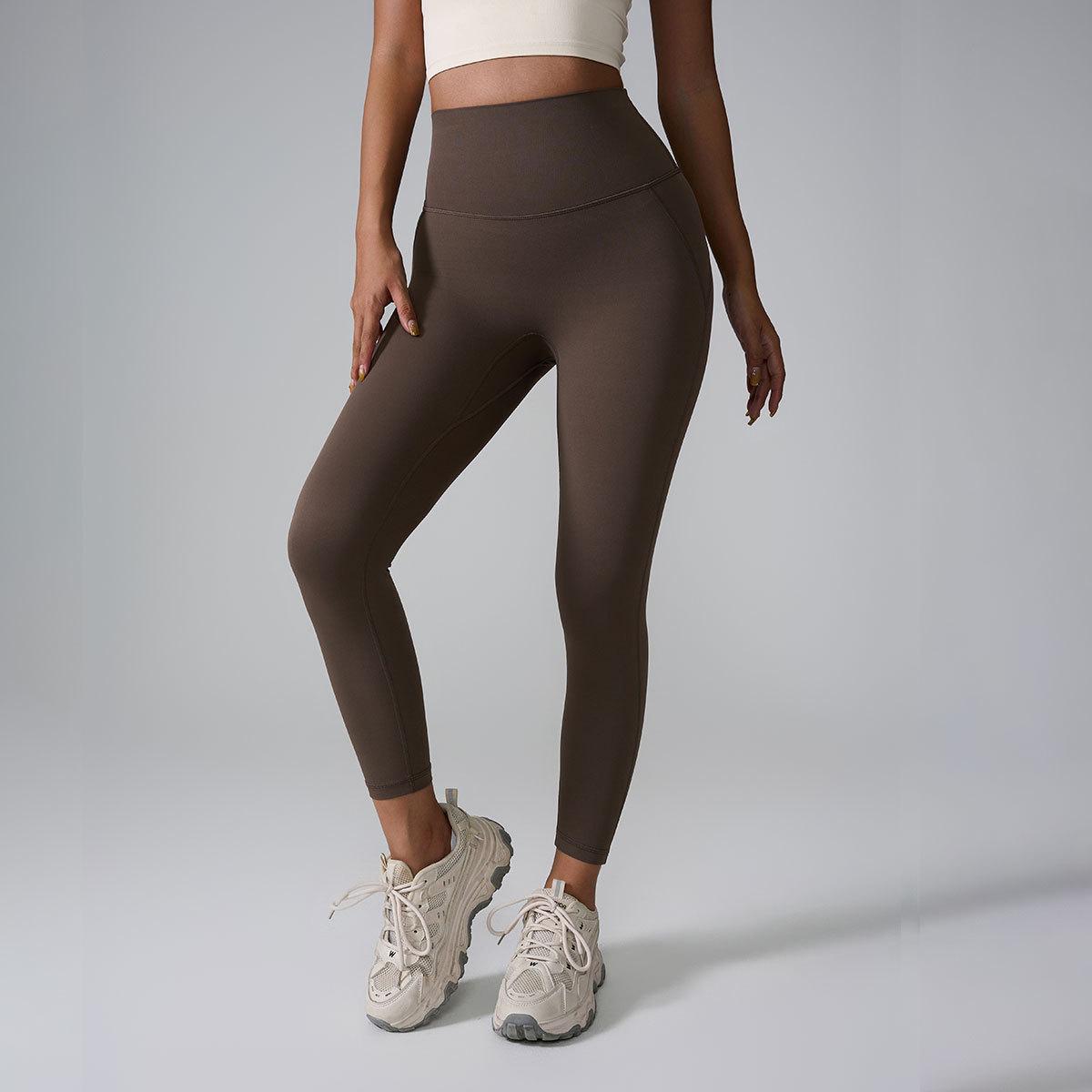 

Seamless High-Waisted Nude Yoga Capri Pants - Zero-Feel Peach One-Piece Sportswear Extra Large