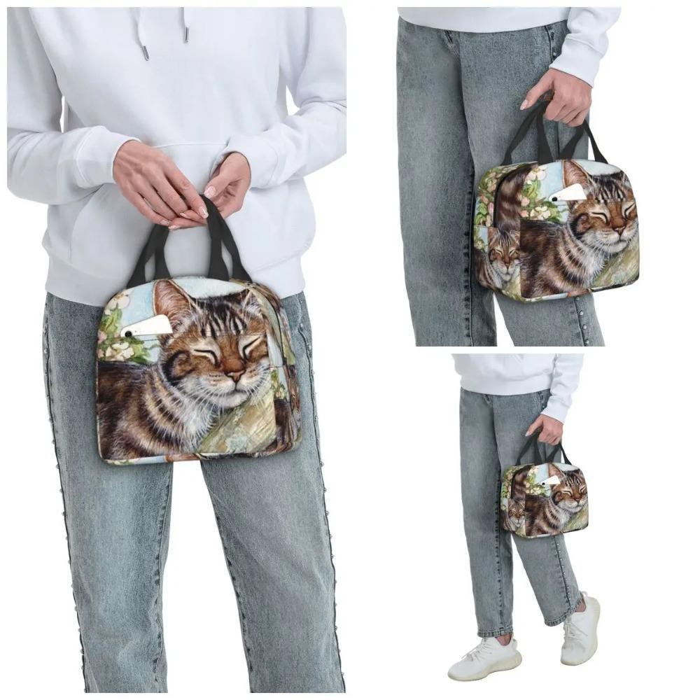 Cat Sleeps On A Tree Branch Insulated Lunch Bag for Women Office Cooler Thermal Food Box Tote Portable Lunch Boxes Container