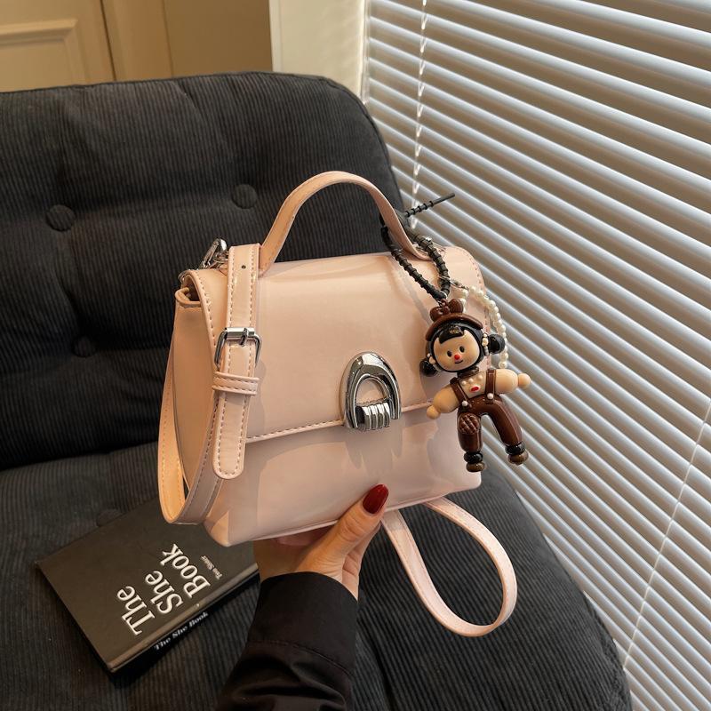 2025 Summer Fashion New Versatile Handbag Casual Versatile Messenger Commuter Bag Women's Texture Work Small Square Bag