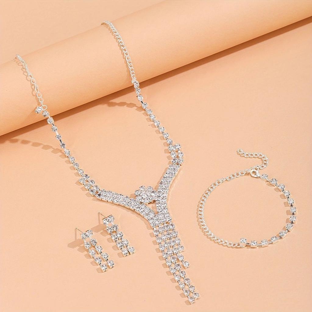Fashion Dinner Clothing Jewelry Set Tassel Rhinestone Necklace Clavicle Chain Personality Trend Bridal Necklace Bracelet
