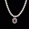 Elegant And Retro Pearls Necklace High-End Exquisite Diamonds Inlay Hollow Out Oval Water Dropl Emerald Pendant Banquet Jewelry
