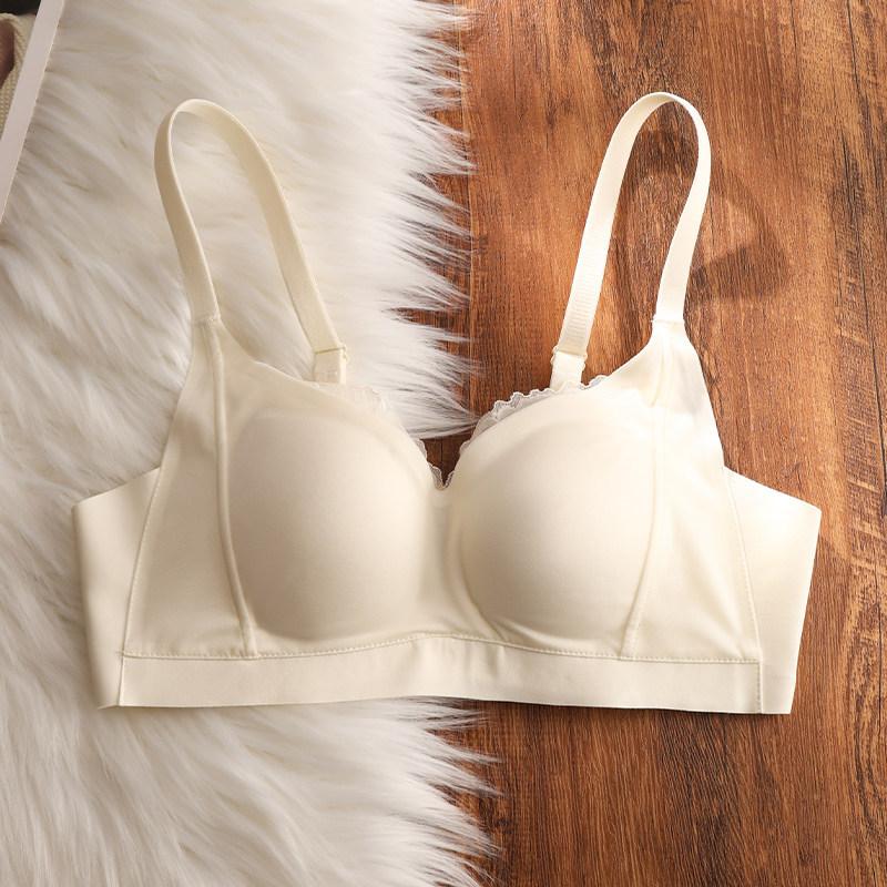 Women Smooth Seamless Wire-Free Bra with Lace Neckline