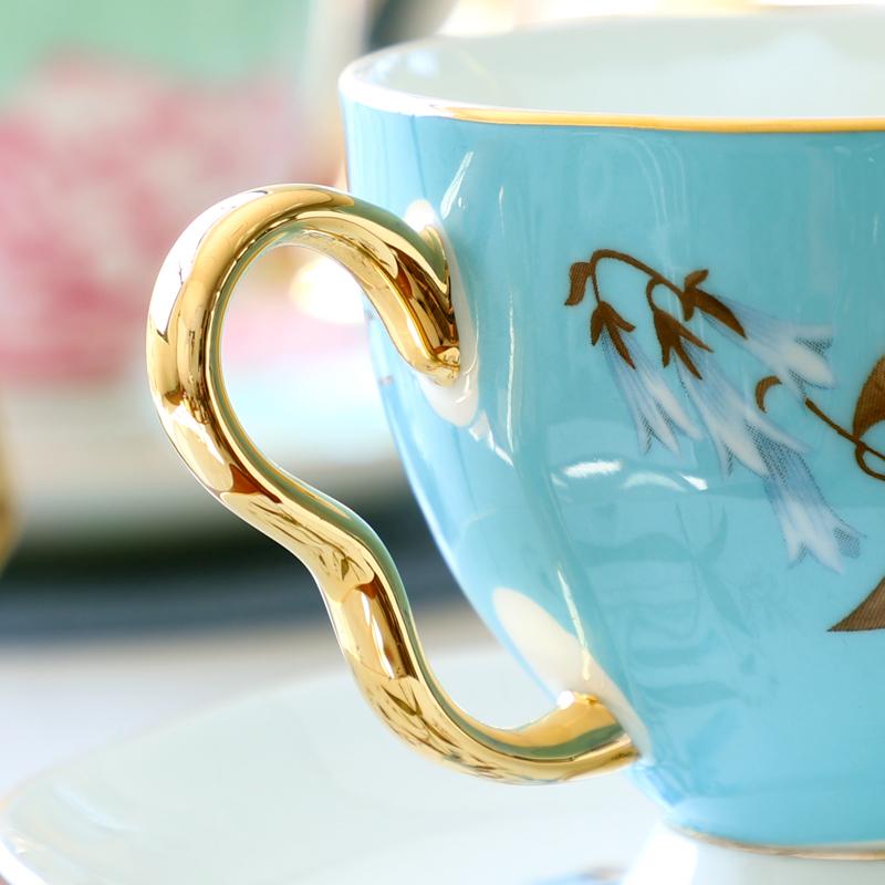 Floral Pattern Coffee Cup with Golden Handle, Light Luxury Bone China Cup Saucers and Spoon, Gold Trim Ceramic Teacup Exquisite Tea Sets,200ml