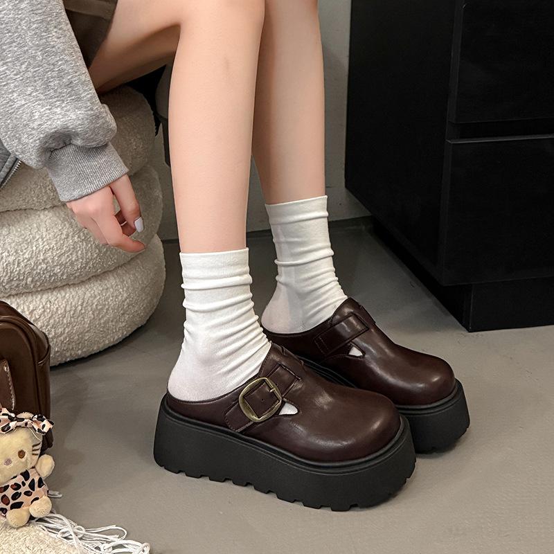 Thick-soled bag head half slippers for women to wear in the autumn of 2025, new models, leather surface, round head height increase, small leat
