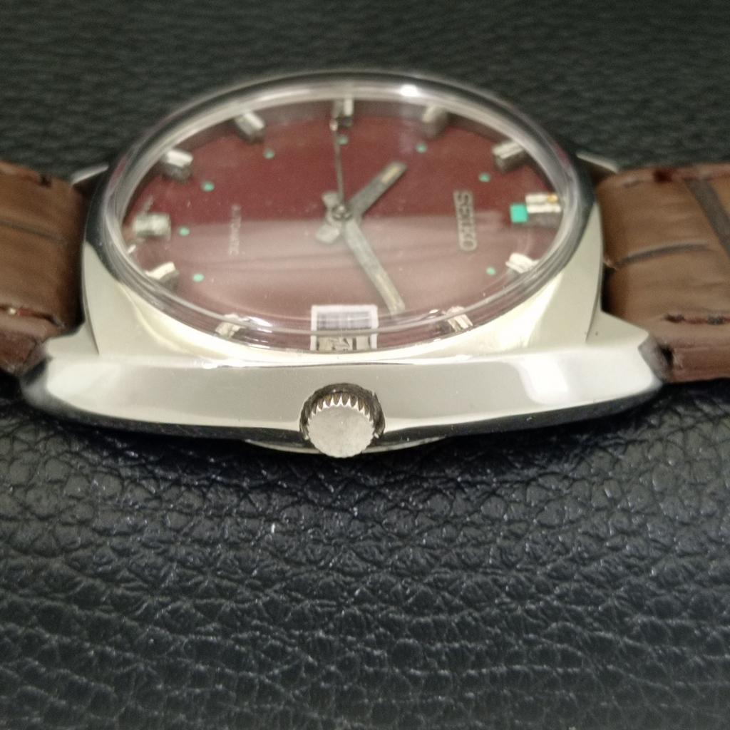 AUTOMATIC VINTAGE SEIKO JAPAN MENS BROWN COLOR DIAL WATCH a702303-5 R124-a702303