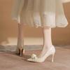2026 Neue Hochzeitsschuhe Spitze Dünner Absatz Perlen Blume Satin Braut Brautjungfern Schuhe Stilettos