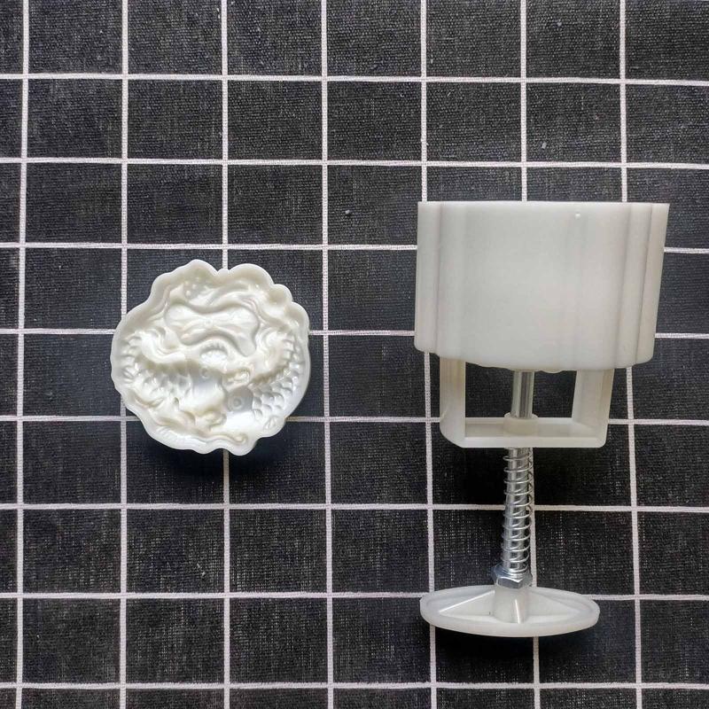 150g Lotus Carp Shape Mooncake Mold Pastry Stamp Mooncake Moulds Hand Pressure Tools Plastic Material Baking Accessories