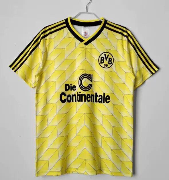 Source: Retro football uniform: Brazil-Real Madrid-Manchester United nostalgic version short-sleeved jersey