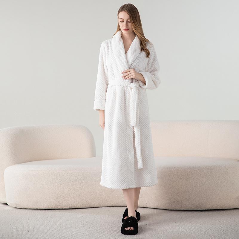 Autumn and Winter Bathrobe Padded and Thickened Couples Robe Lengthened Pajamas Women Bebe Velvet Comfortable Homewear