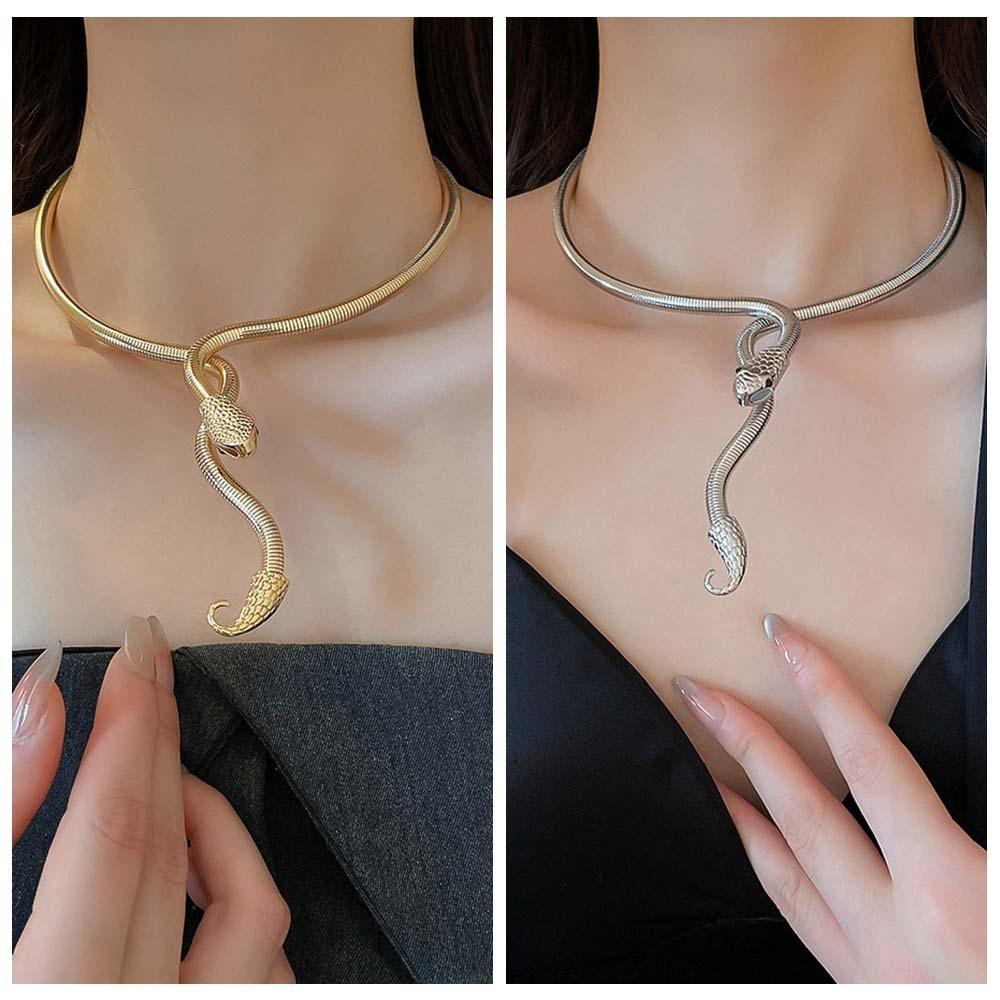 Metal Iron Zinc Zinc Alloy Women Snake Necklace Cool Street Necklace Clavicle Chain  Party Dress