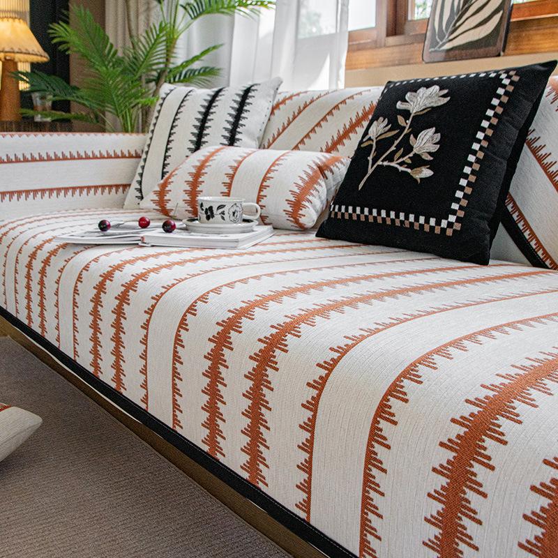 French Medieval Sofa Cushion, Non-Slip And Dirt-Resistant Seat Cushion, Advanced Sense Chenille Pujiang Sofa Cover Cover Cloth Seat Cushion