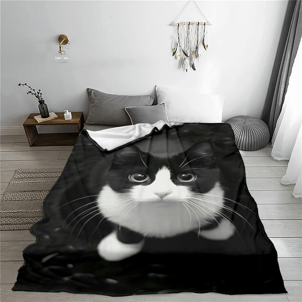 1pc Cat Lovers Black White Cat Blanket - Super Soft for Couch, Bed, Office - Cozy Warm Gift for Christmas, Thanksgiving