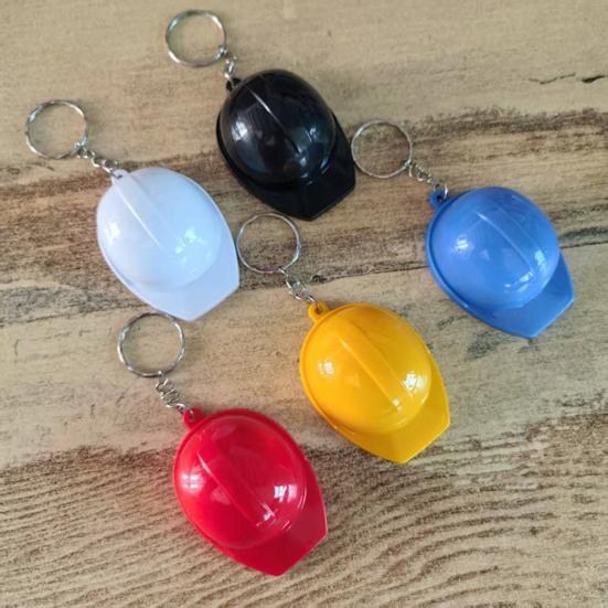 3 st Hjälmformad Nyckelring Mini Bärbar Flasköppnare Metall Hård Glansig Byggarbetsplatsstil Dekorativ Nyckelring