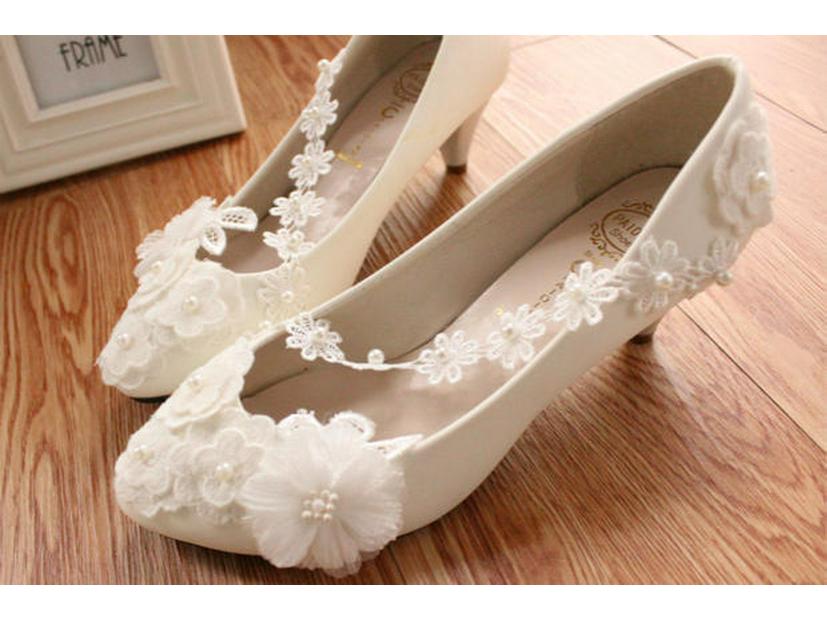 Star Cat Plus Size Low Heel Lace Wedding Shoes with 3D Floral Design