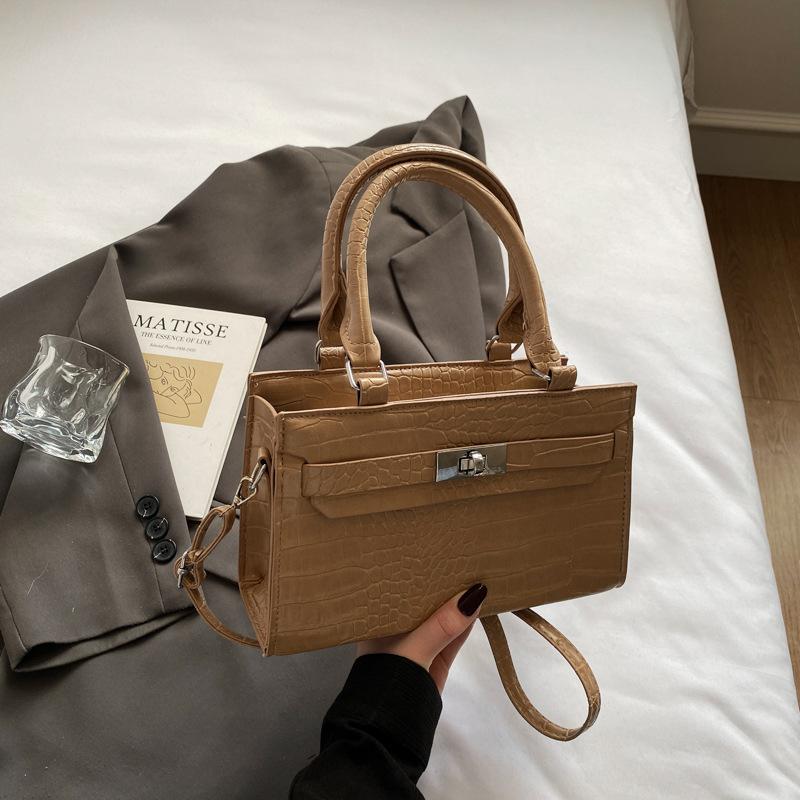 

Премиальная текстура однотонная городская женская сумка-тоут с темпераментом новая премиальная сумка-мессенджер через плечо хаки