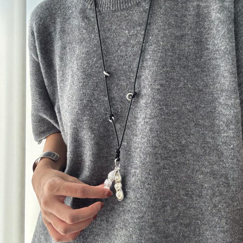Fashion Exquisite Bean Pod Pearl Pendant Necklace Simple Versatile Long Sweater Chain Pendant Necklace Jewelry Accessories Gifts