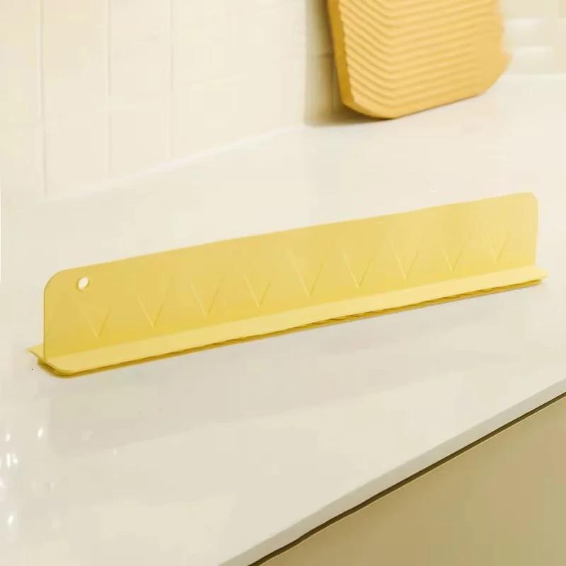 

1шт силиконовый брызгозащитный экран для раковины с присоской для бассейна, чтобы защитить одежду от брызг воды