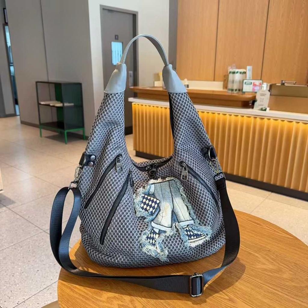 Women's Fashion Shoulder Bag Mesh Bag Sticker Splicing Portable Messenger Bag Large Capacity Personalized Retro Commuter Bag