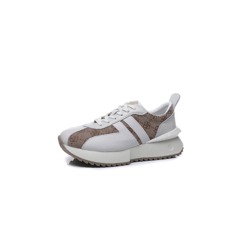 

Leather suction film sole dad shoes women s spring new small waist women s versatile casual sports shoes 40