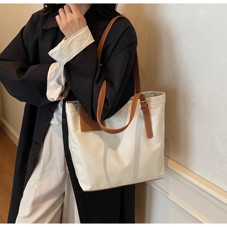 Women's 2025 Autumn Versatile Large-Capacity High-End Commuting Shoulder Tote Bag