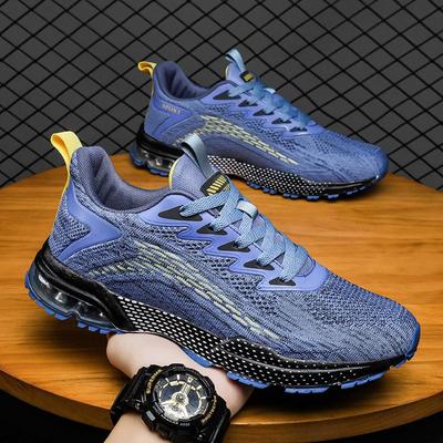 Chaussures de sport décontractées respirables légères dans les baskets pour hommes en maille
