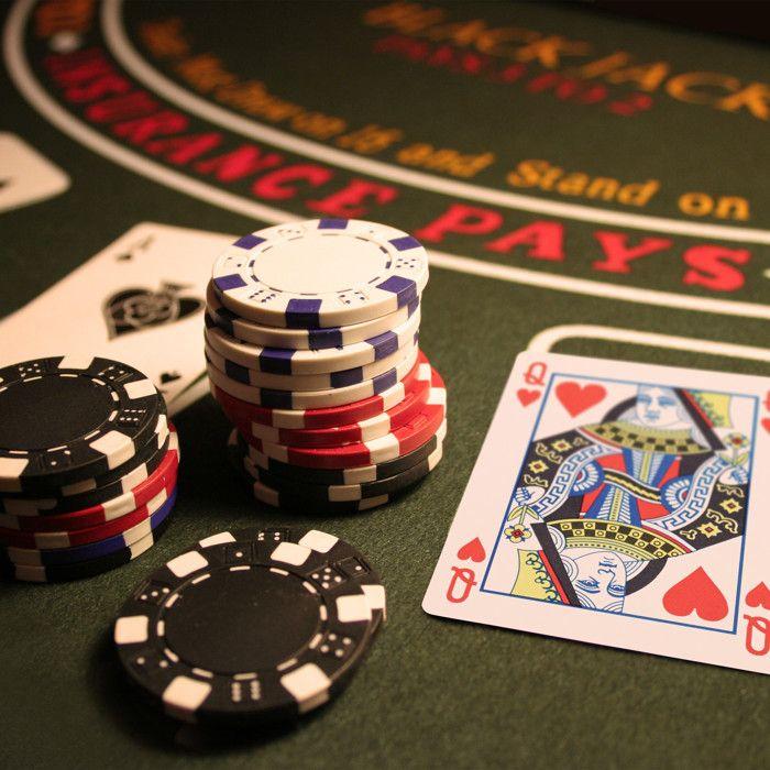 Relaxdays cartes de poker en plastique, jeu imperméable, anti-déchirure &amp; plis, 54 pièces, texas hold'em, kit pro