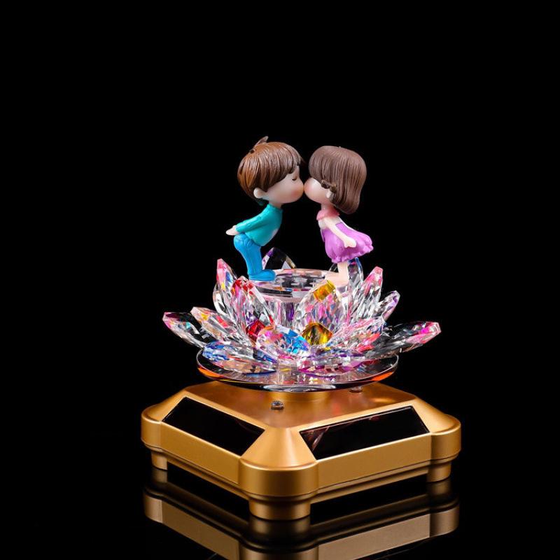

Crystal Lotus Solar Car Aromatherapy Ornament – Rotating Couple Perfume Decor Colorful Lotus