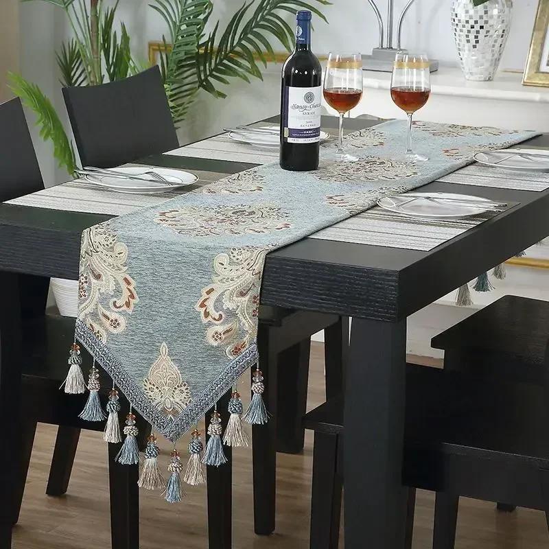European Embroidered Table Flag Double Layer Heat Resistant Fringe Dining Tables Towels Furniture Cabinet Decorative Tablecloth