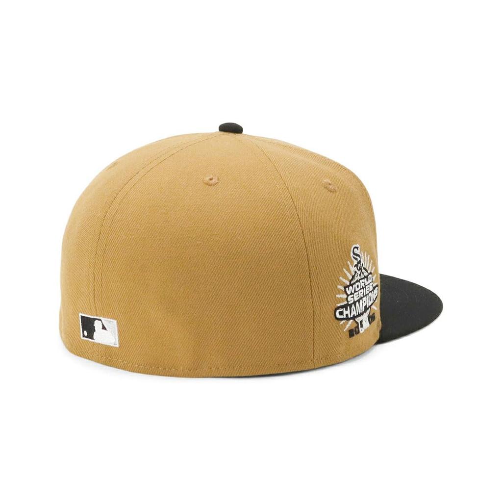 New Era 59FIFTY Cap by MLB Chicago White Sox with Side Patch and Under Exclusive To and Also 59FIFTY with Side Patch and SOX SOX Flat Stylish